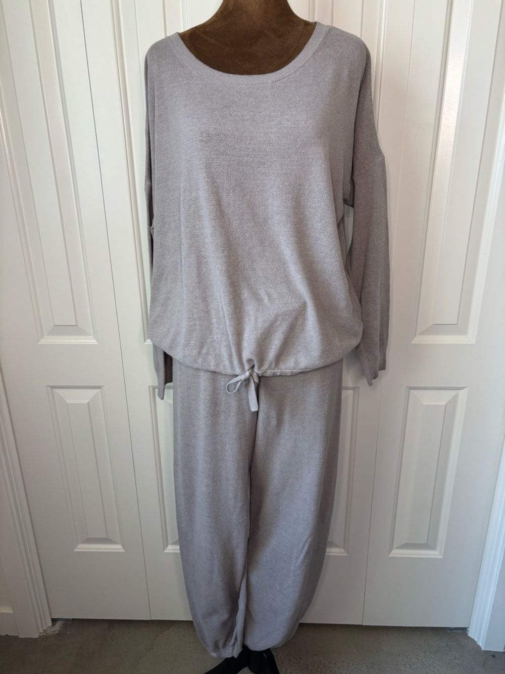 Barefoot Dreams Taupe Knit Lounge Set - Top & Bottom, Size Medium